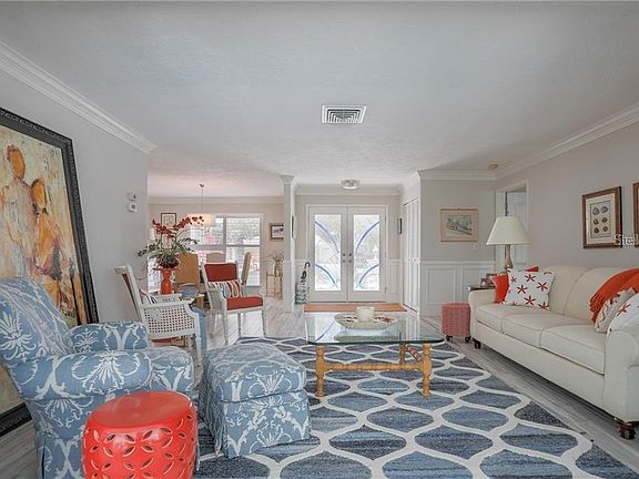 5th image of 206 Cavallini Dr