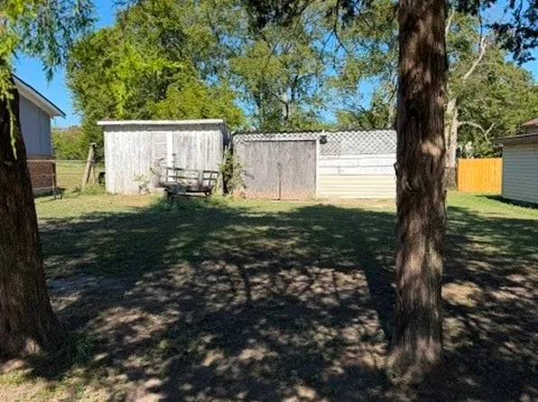 E King St, Tom Bean, TX 75090