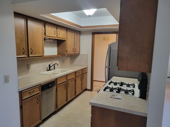 230 S State St APT 6