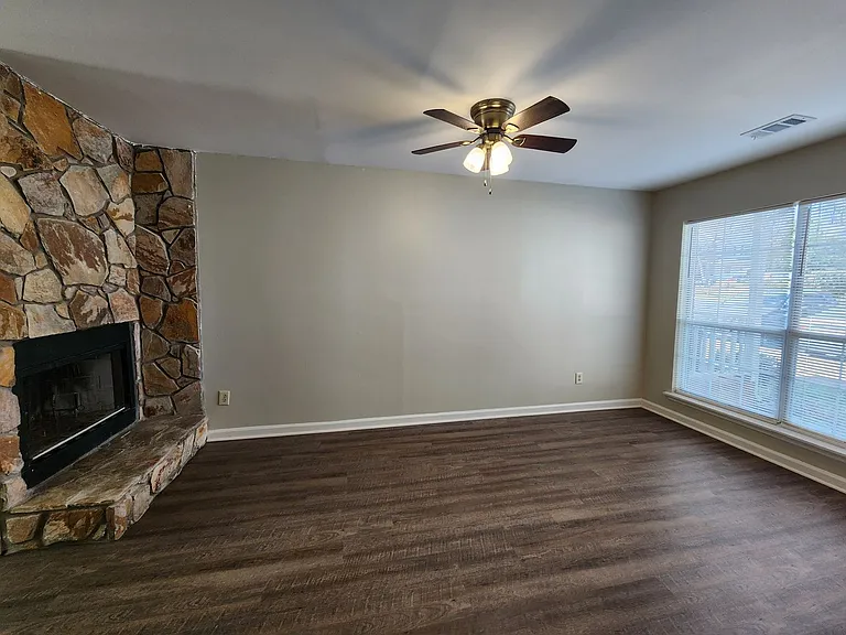 6360 Windsor Gate Ln — Photo 4
