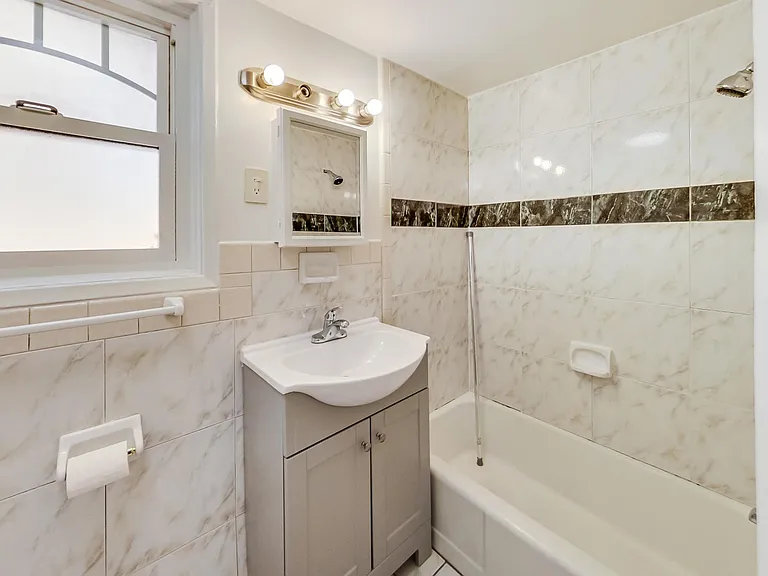 816 Peninsula Ave #B — Photo 22