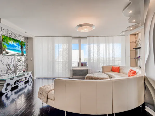 1702 Avenue Z image 18 of 40