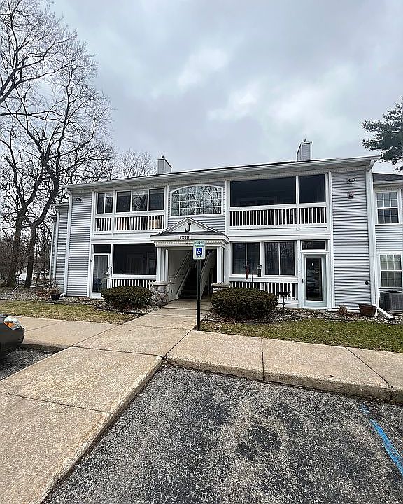 1st image of 311 Boyer Ct