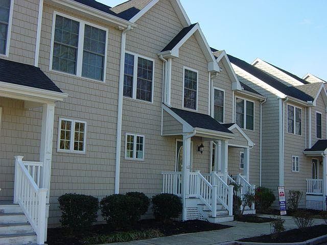 1st image of 224 Canal Park Dr Unit 102