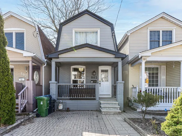 805 Sammon Ave, Toronto, ON M4C 2E7