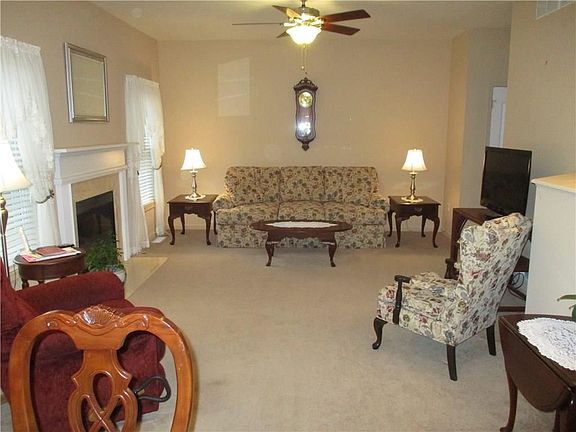 3rd image of 11 Ashview Dr