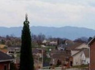 1338 Meadside Dr, Maryville, TN 37804