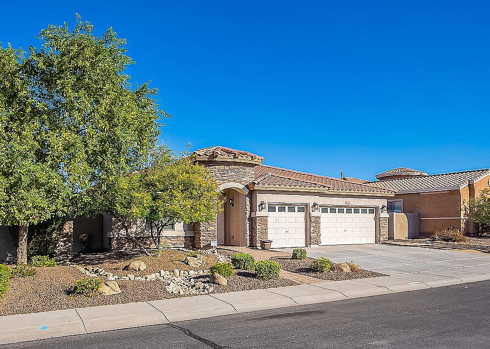 2nd image of 10844 E Rafael Ave