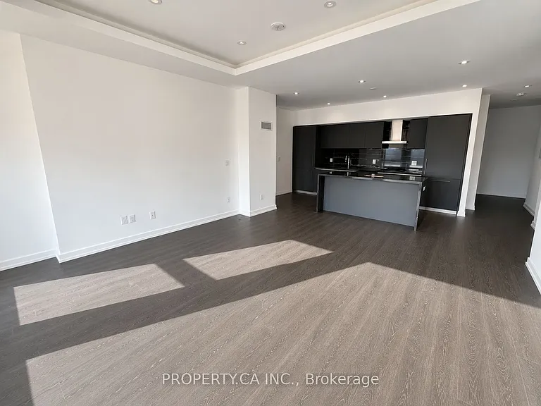 1315 Bay St #2002 — Photo 4