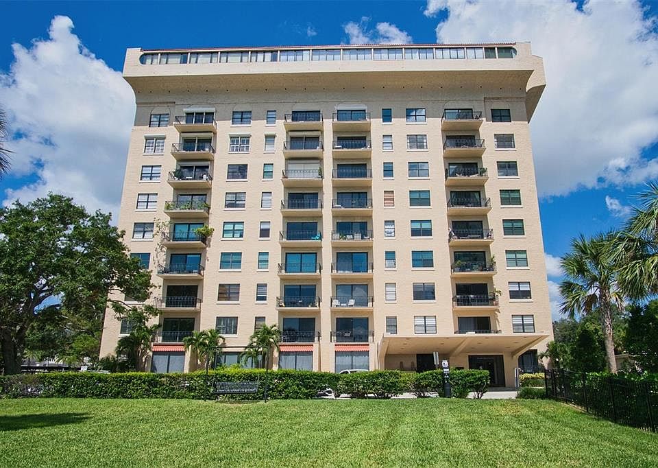 1st image of 2109 BAYSHORE BOULEVARD #207