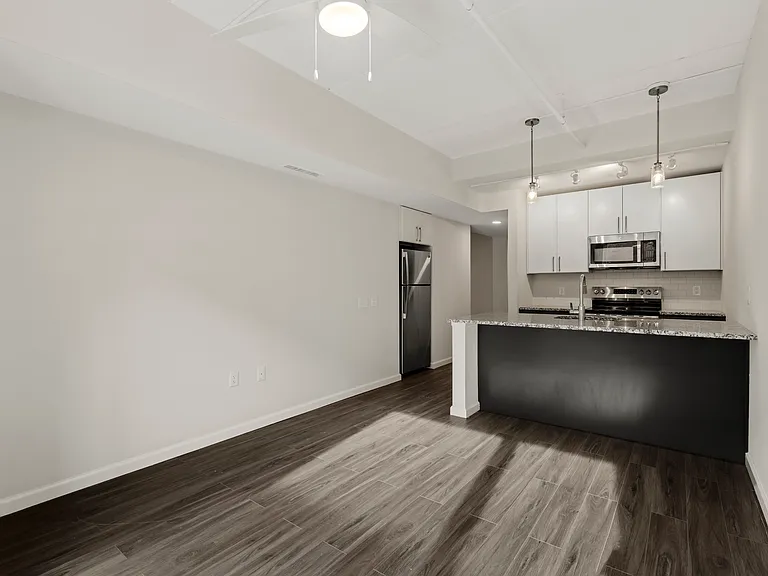 Gallery 118 — Photo 29