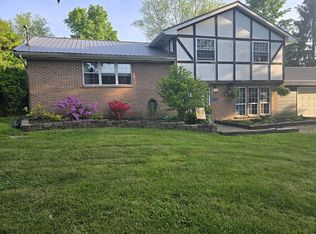 45485 State Route 517, New Waterford, OH 44445