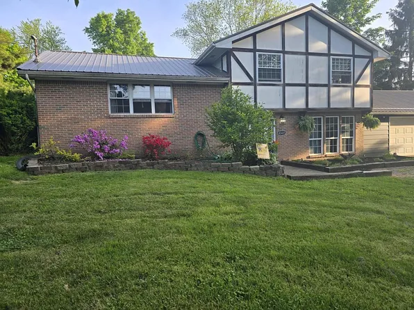 45485 State Route 517, New Waterford, OH 44445