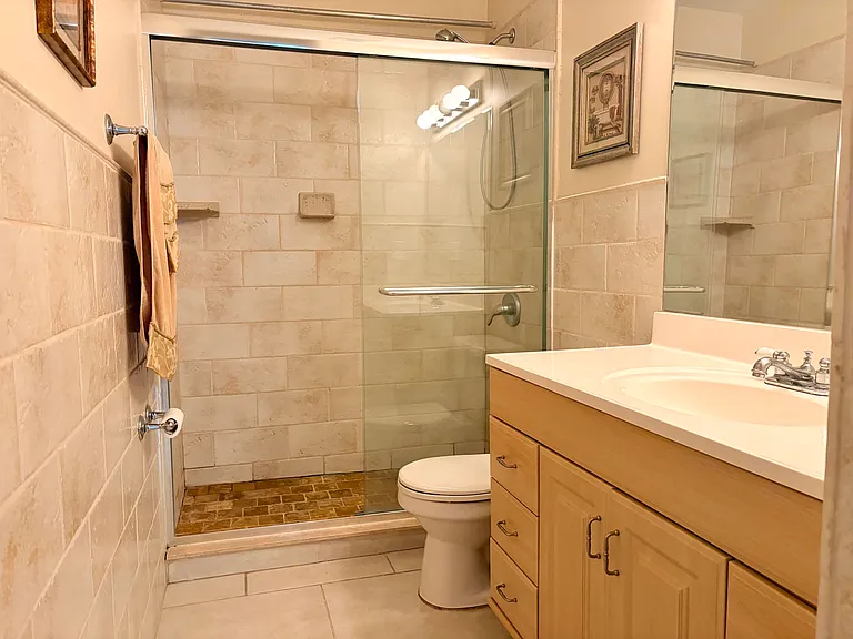 1560 McKinley St #115W — Photo 15
