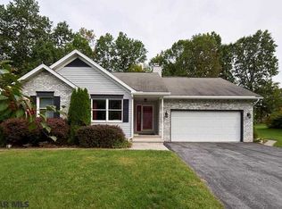 2204 Autumn Wood Dr, Huntingdon, PA 16652