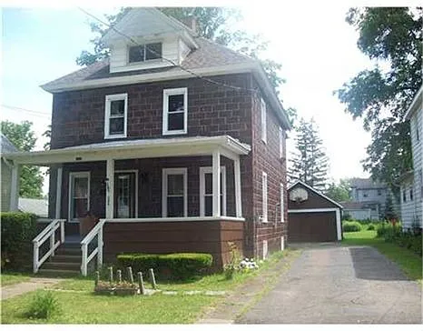 122 E Frederick St photo 1