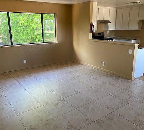 4th image of 1515 N Sierra Way #17