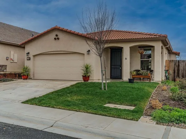 557 Honeysuckle Dr, Ione, CA 95640
