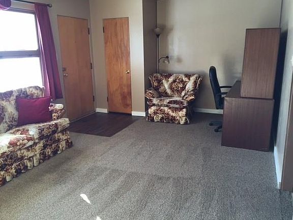 2nd image of 1435 Concord Dr