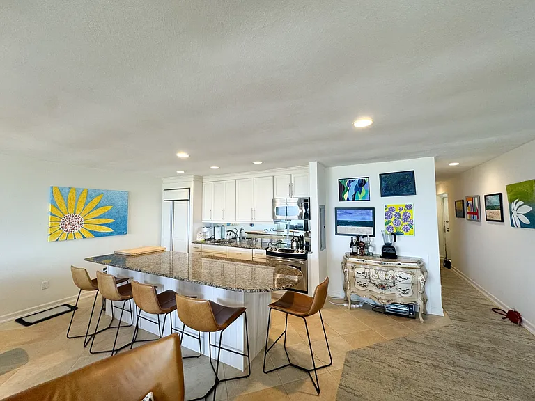 265 Dune Rd — Photo 13