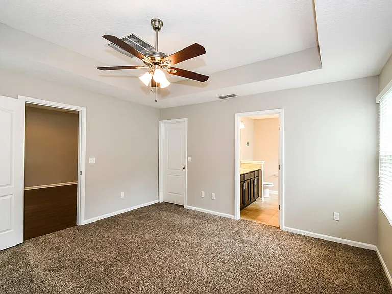636 Drysdale Dr — Photo 10