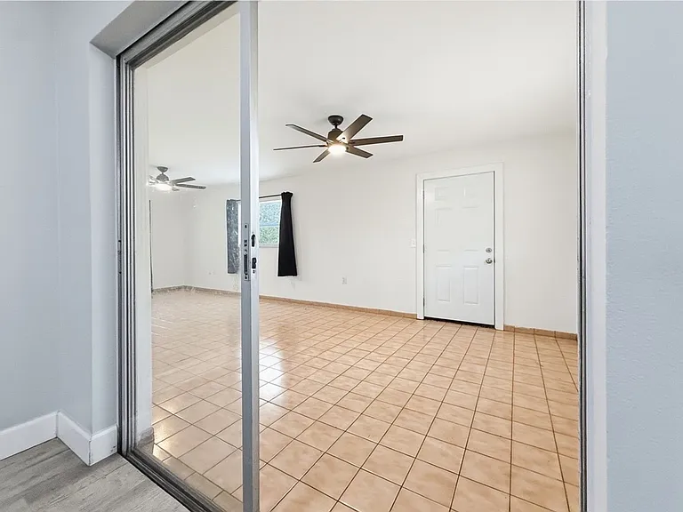 530 Obispo Ave — Photo 10