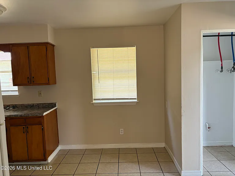 227 Linda Dr — Photo 6