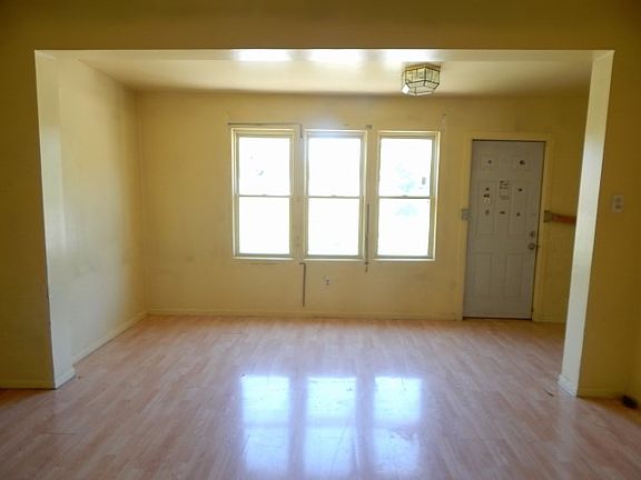 2nd image of 1511 N Lawndale Ave