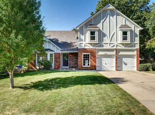 8343 Alden St, Lenexa, KS 66215