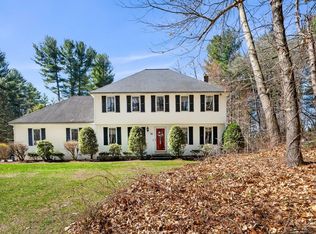 22 Dunstable Rd, Westford, MA 01886