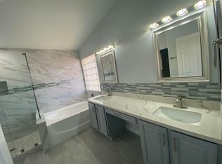 6274 W Blackhawk Dr, Glendale, AZ 85308