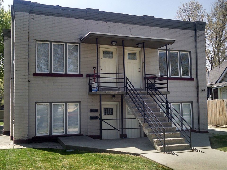 Great Location 4 plex