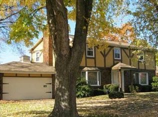 815 W Monroe Cir, Pittsburgh, PA