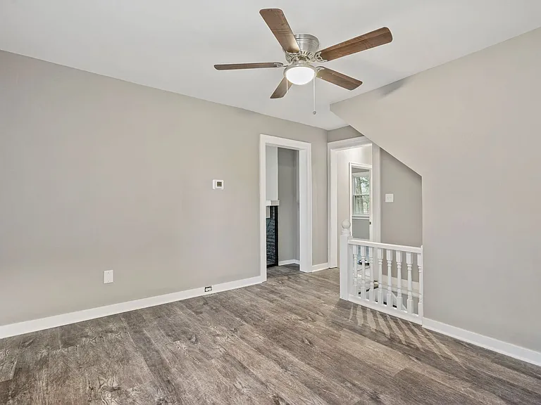 2215 Lehigh St — Photo 21
