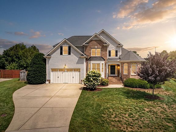 2nd image of 4908 Majestic Prince Ct