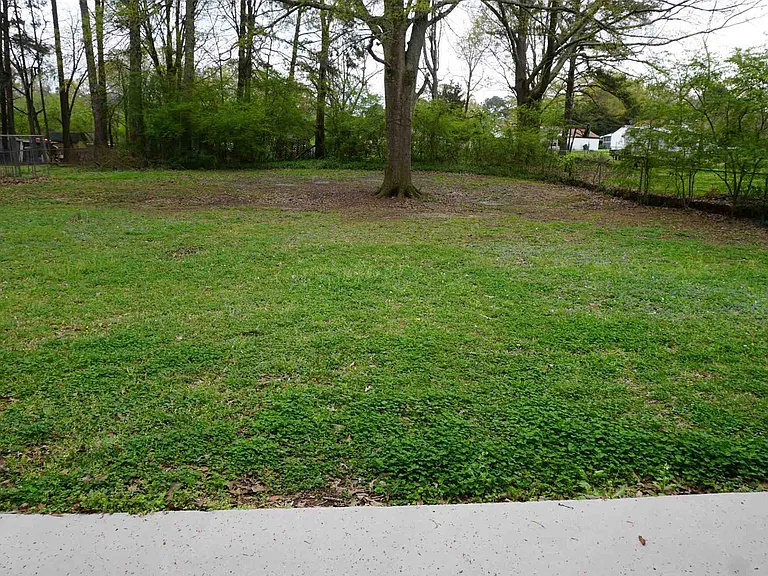 504 Pinecrest Dr — Photo 20