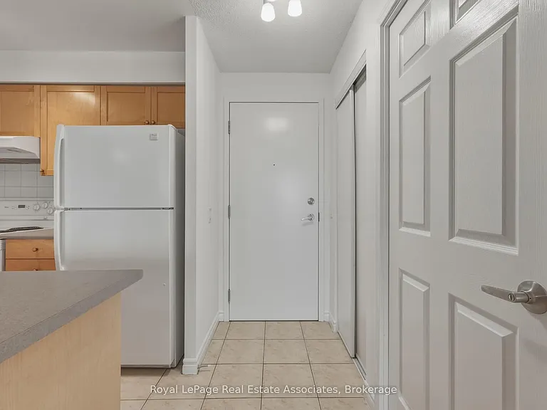 55 Strathaven Dr #1202 — Photo 26