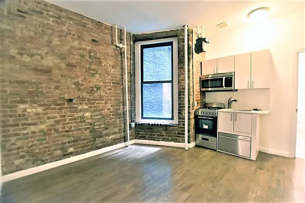 Rented by REAL New York | media 12