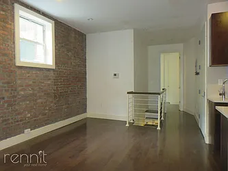 Rented by Rennit Inc.