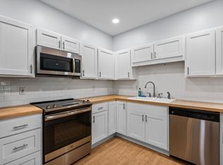 300 Riveranne Ct APT 212, Virginia Beach, VA 23462