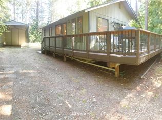 110 N Hood View Pl, Lilliwaup, WA 98555