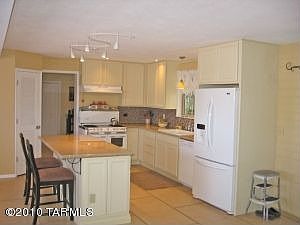 4th image of 9024 E Calle Kuehn