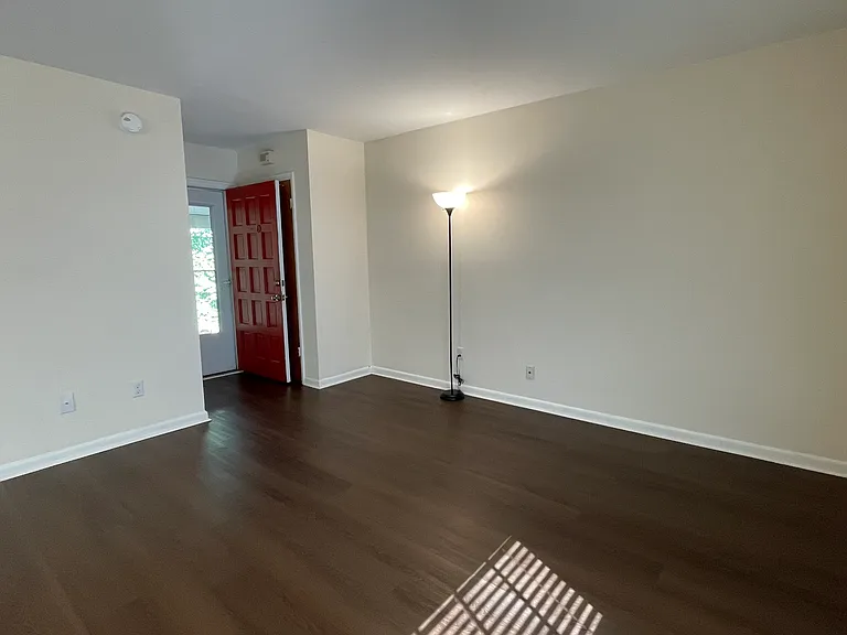 4605 Coronado Dr #D — Photo 24