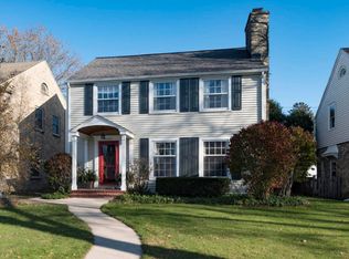 5232 N Shoreland Ave, Whitefish Bay, WI 53217