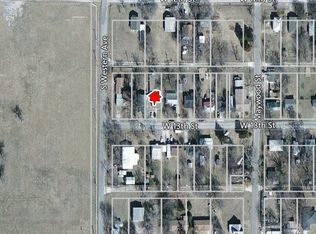 1026 W 13th St, Ada, OK 74820