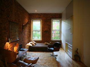 77 Perry St APT 2C, New York, NY 10014
