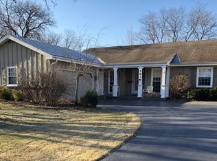 1216 Elizabeth Ave, Naperville, IL 60540