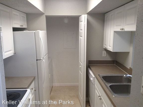 4th image of 3724 Idlebrook 104 Cir