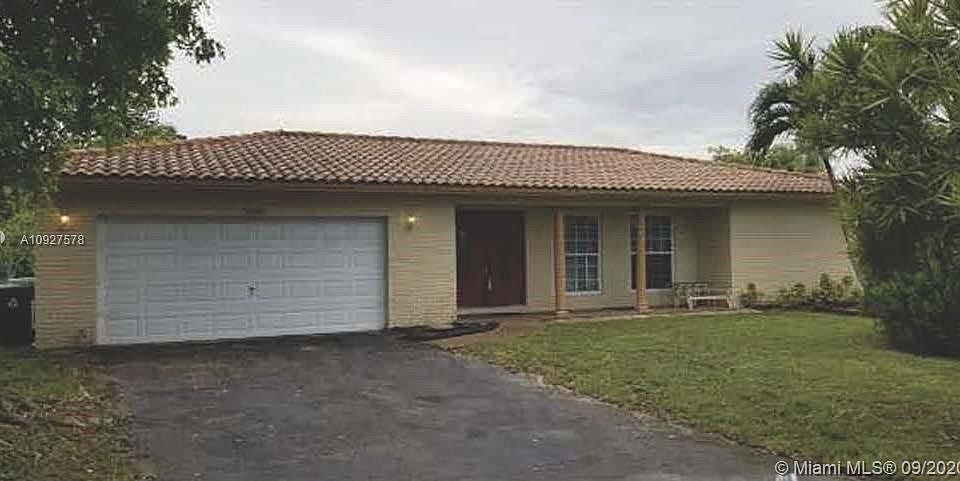 1st image of 11042 Glenwood Dr