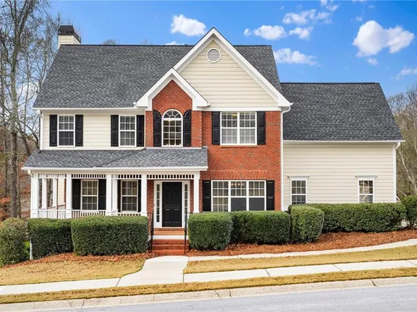 2638 Democracy Dr, Buford, GA 30519